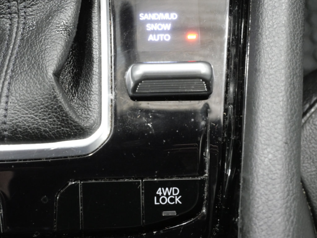 Used 2023 Jeep Compass Limited AWD/4WD image 21