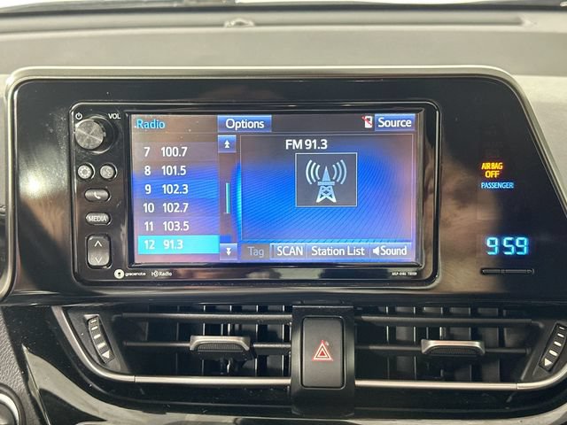 Used 2018 Toyota C-HR XLE FWD image 12