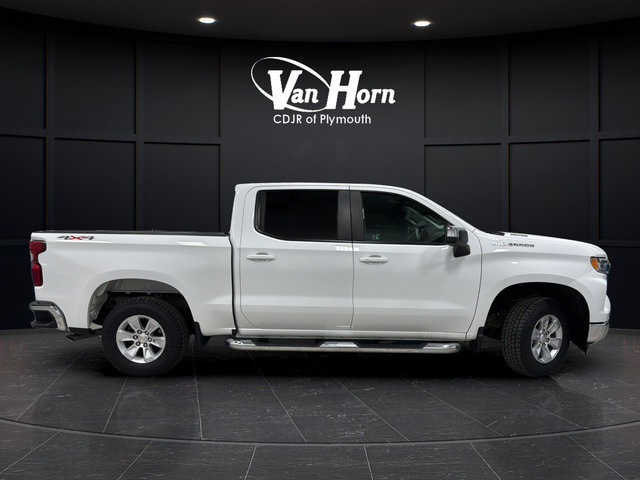 Used 2023 Chevrolet Silverado 1500 LT AWD/4WD image 2