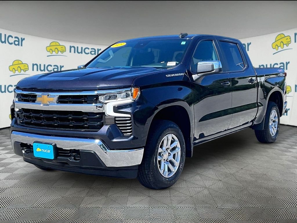 Used 2023 Chevrolet Silverado 1500 LT AWD/4WD image 3