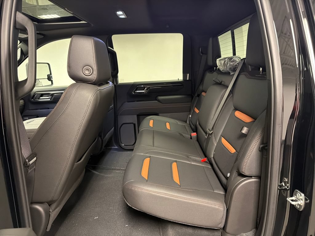 New 2026 GMC Sierra 2500 AT4 w/ AT4 Premium Plus Package AWD/4WD image 28