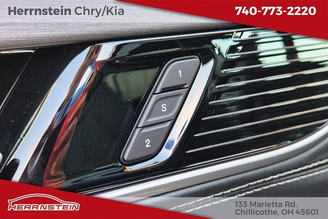 New 2025 Jeep Wagoneer Series III w/ Quick Order Package 25C Super image 17