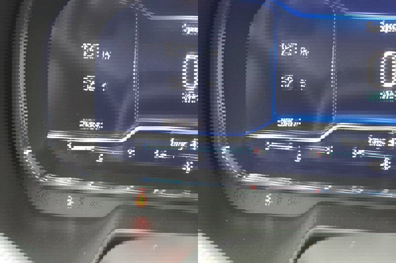 Used 2022 Chevrolet Suburban High Country w/ Premium Package AWD/4WD image 32