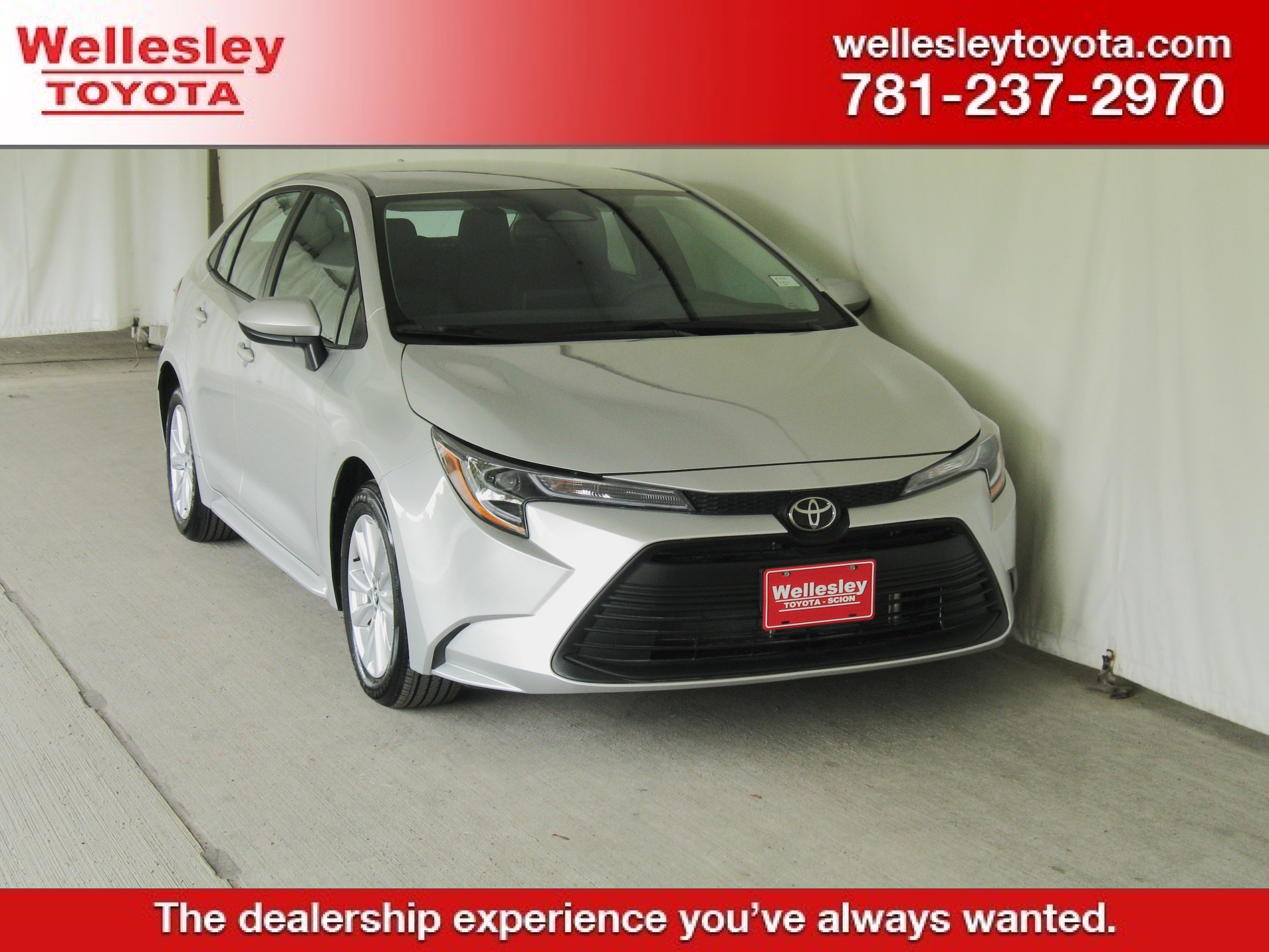 Used 2025 Toyota Corolla LE