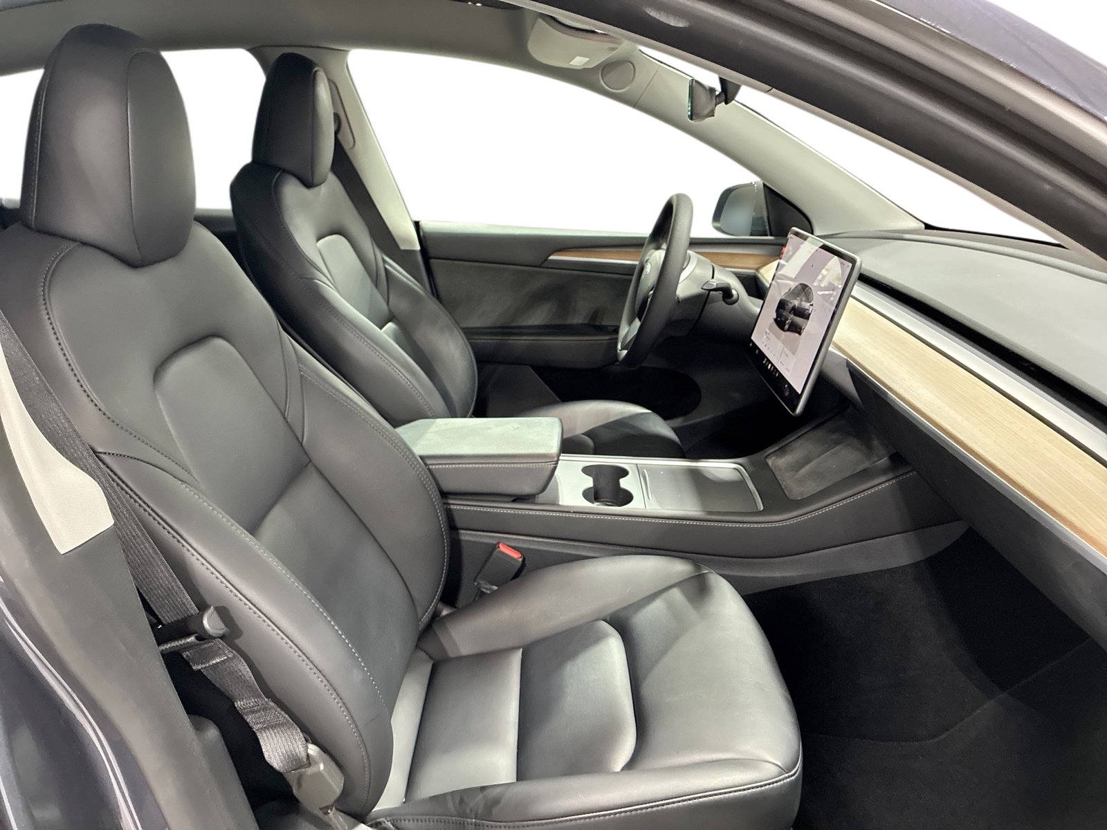 Certified 2023 Tesla Model Y Long Range AWD/4WD image 13