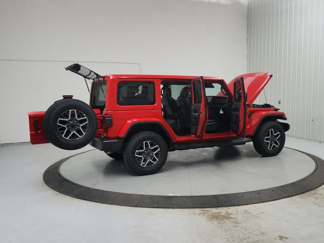 New 2026 Jeep Wrangler Unlimited Sahara AWD/4WD image 16