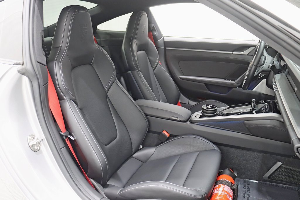 Used 2023 Porsche 911 Carrera image 30