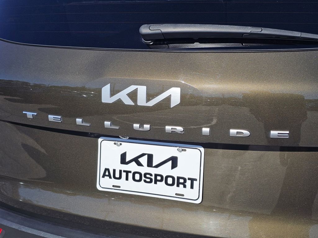 Used 2022 Kia Telluride S image 10