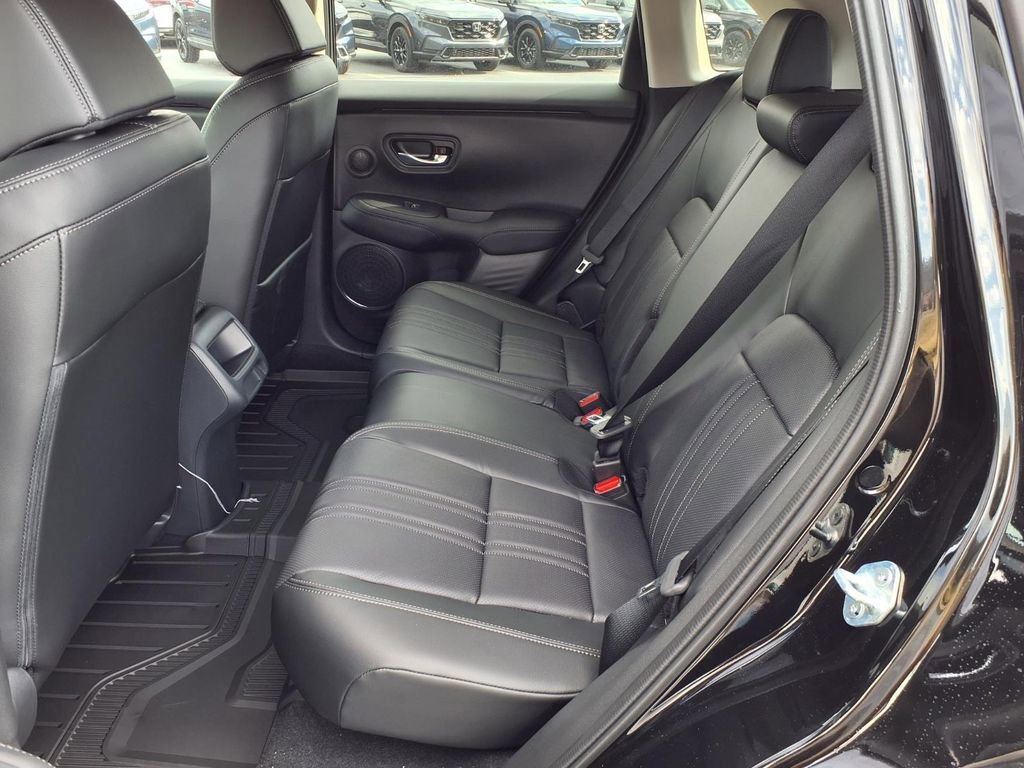 New 2026 Honda HR-V EX-L image 10