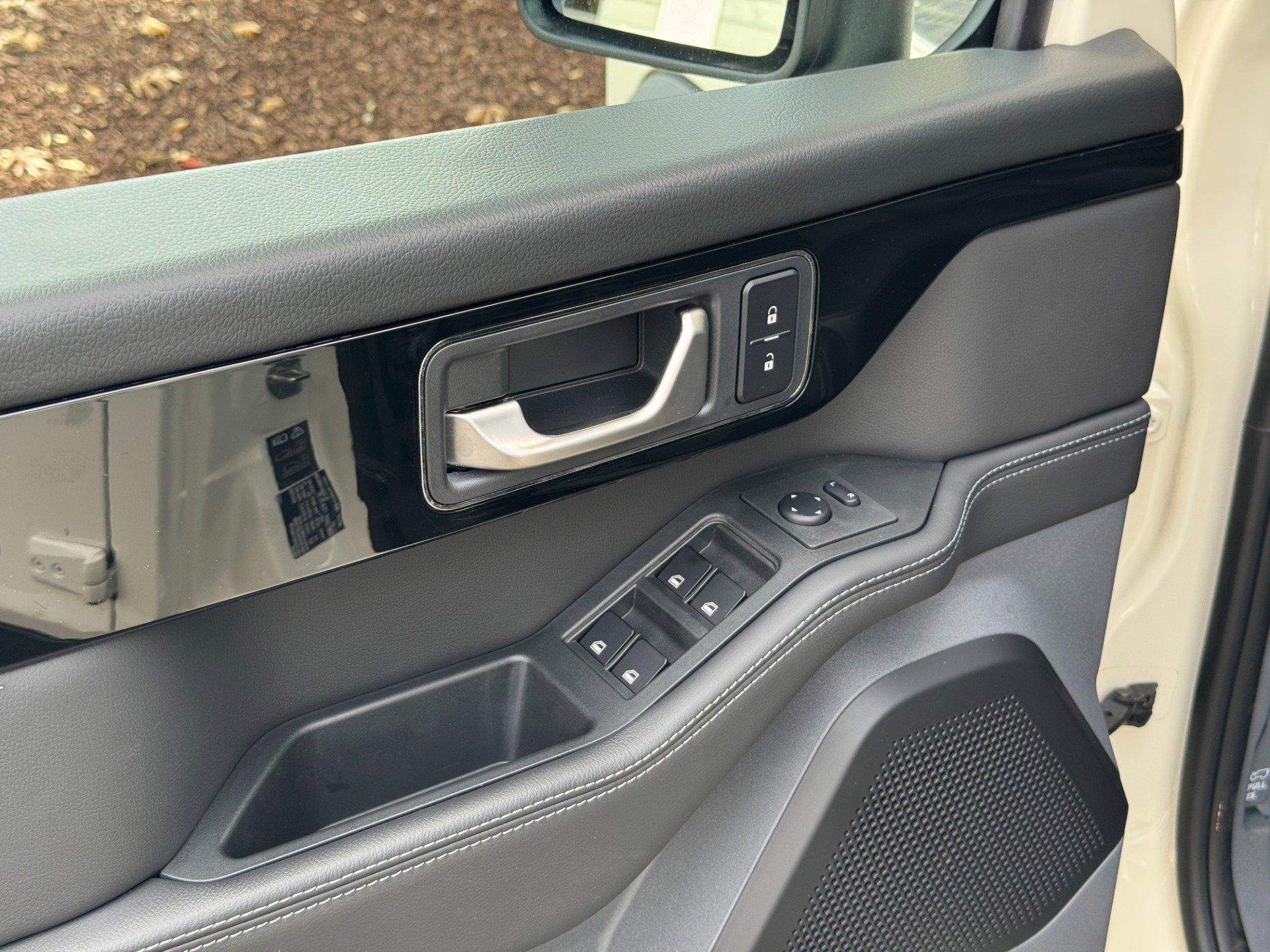 Used 2024 INEOS Grenadier image 24