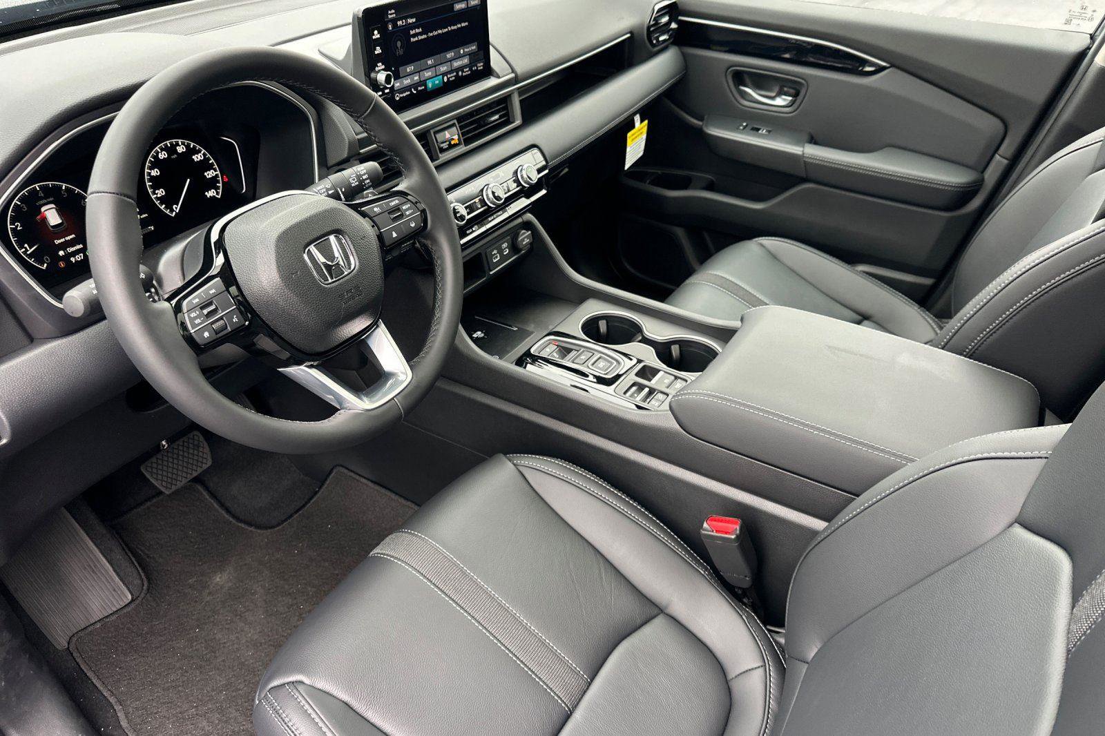 New 2025 Honda Pilot Touring image 10