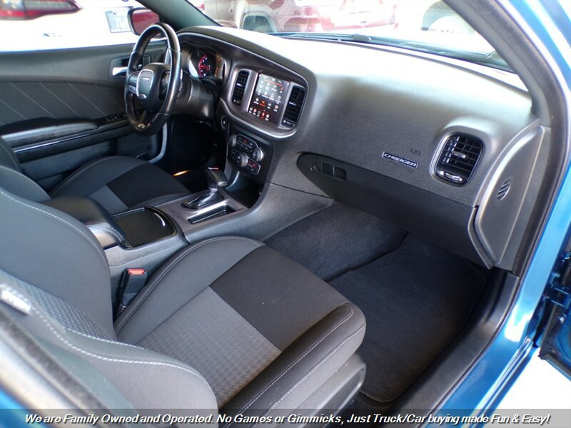 Used 2022 Dodge Charger GT w/ Blacktop Package RWD image 27