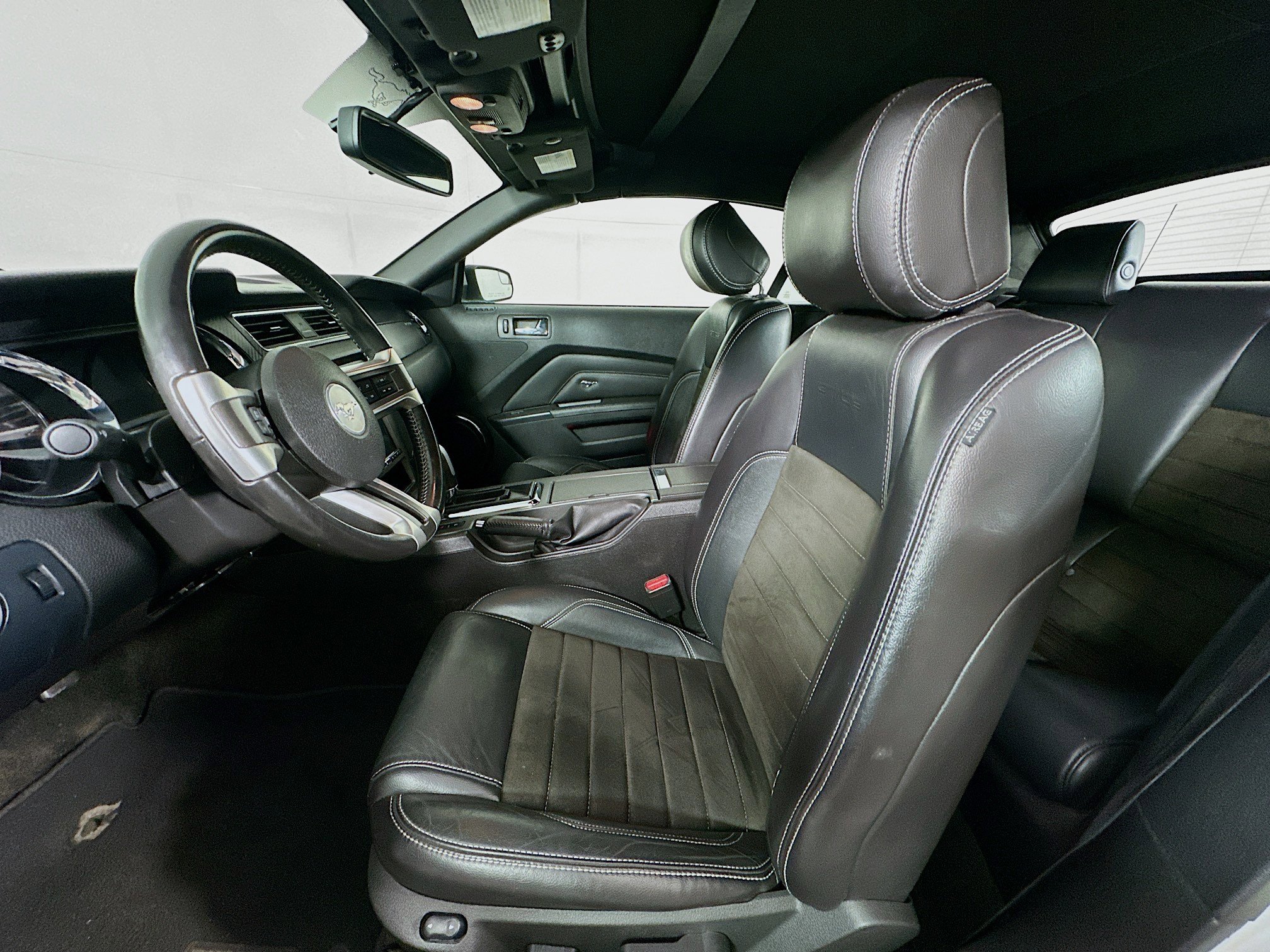 Used 2014 Ford Mustang GT Premium w/ Equipment Group 402A RWD image 13