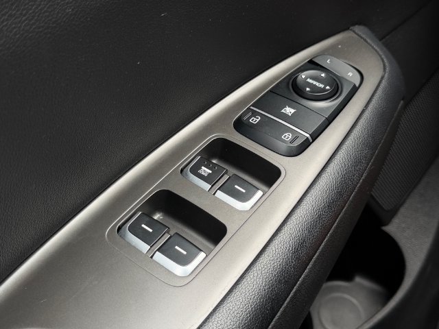 Used 2019 Kia Optima LX FWD image 25