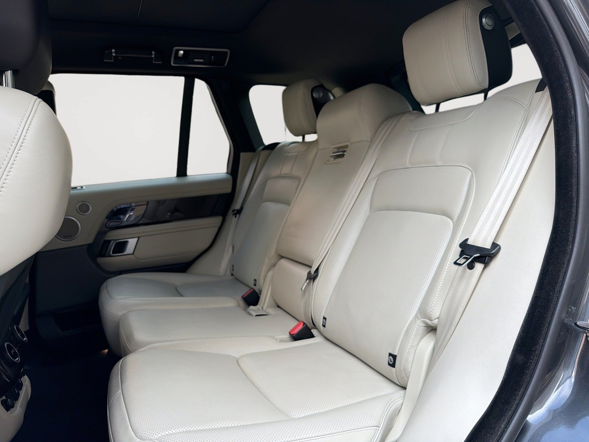 Used 2020 Land Rover Range Rover HSE AWD/4WD image 27