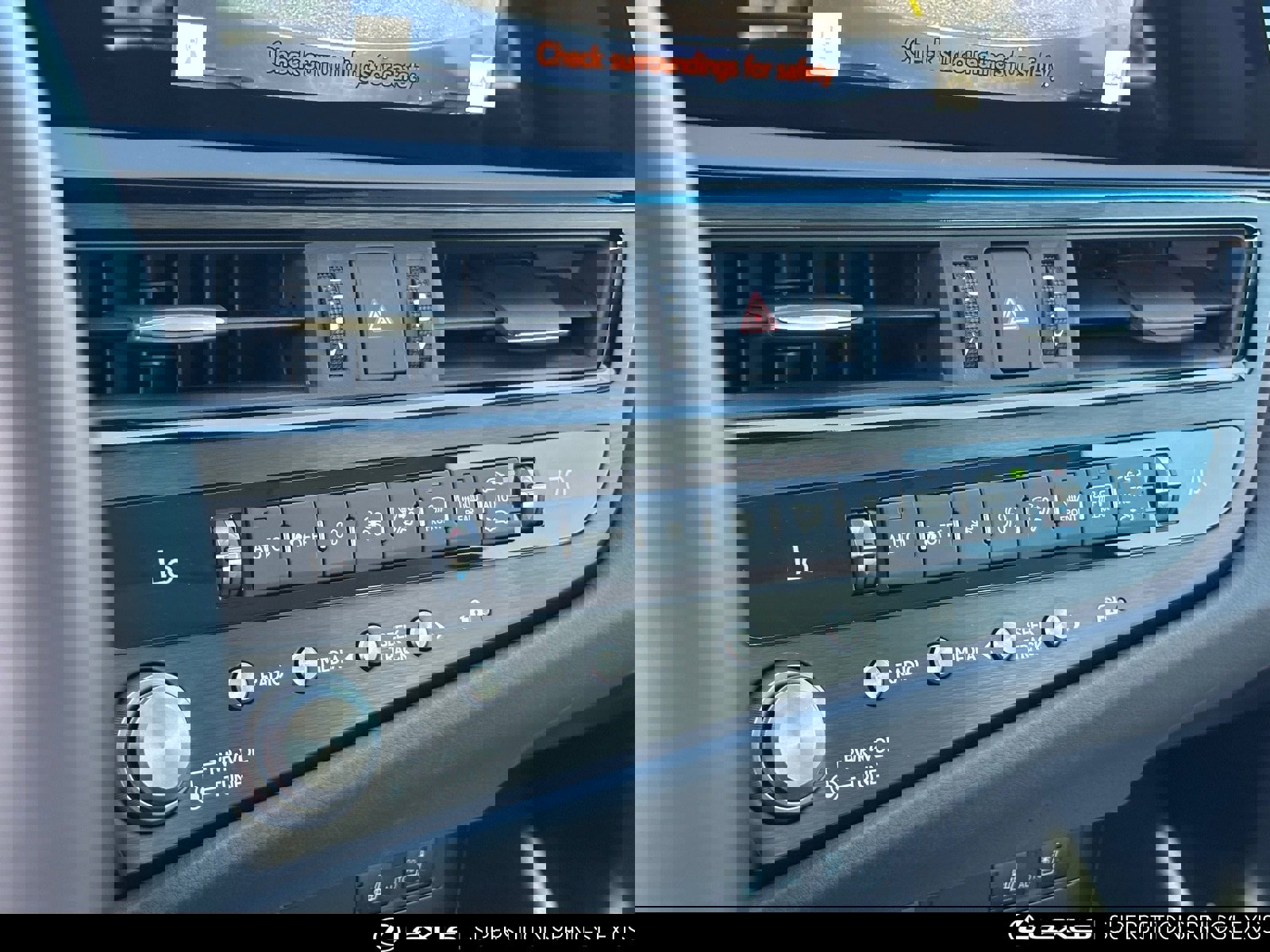 Certified 2025 Lexus ES 350 w/ Premium Package image 25