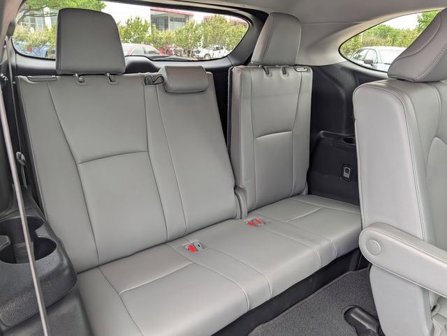 Used 2023 Toyota Highlander Limited image 33