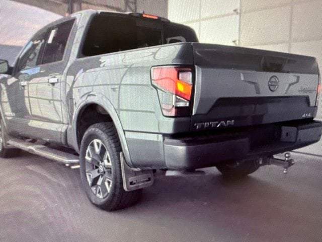 Certified 2023 Nissan Titan Platinum Reserve w/ Moonroof Package AWD/4WD image 8
