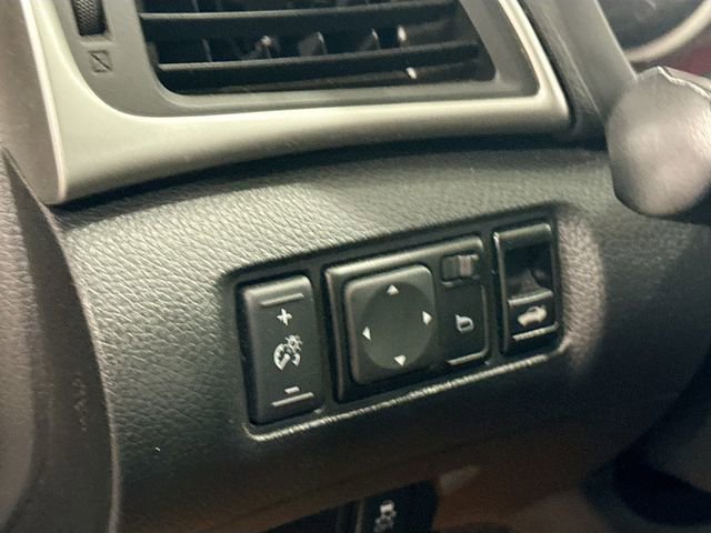 Used 2019 Nissan Sentra SV image 11