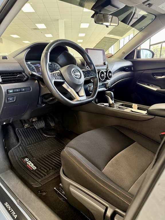 Used 2024 Nissan Sentra SR FWD image 13