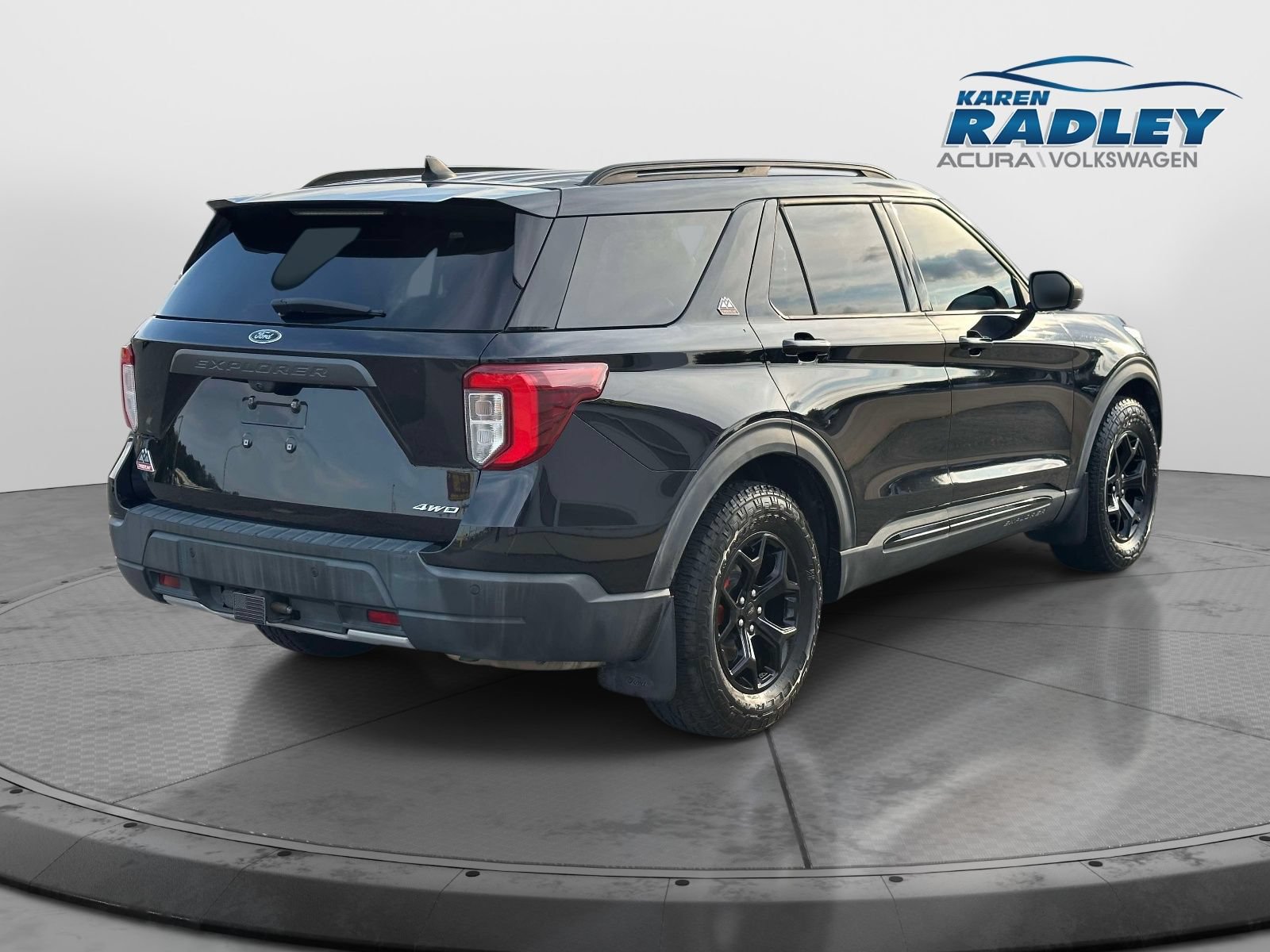 Used 2022 Ford Explorer Timberline AWD/4WD image 2