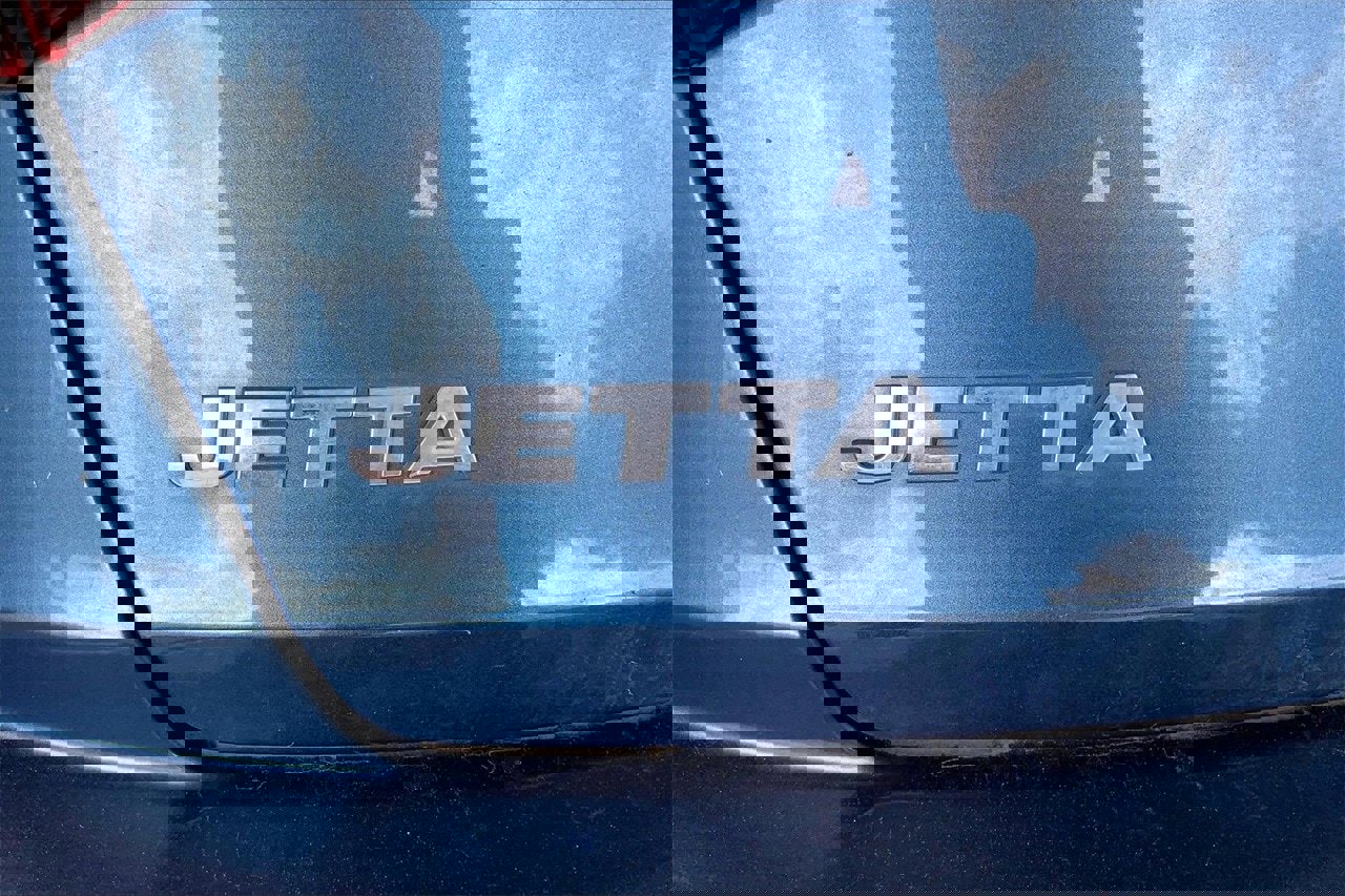 Used 2019 Volkswagen Jetta S w/ Driver Assistance Package image 9