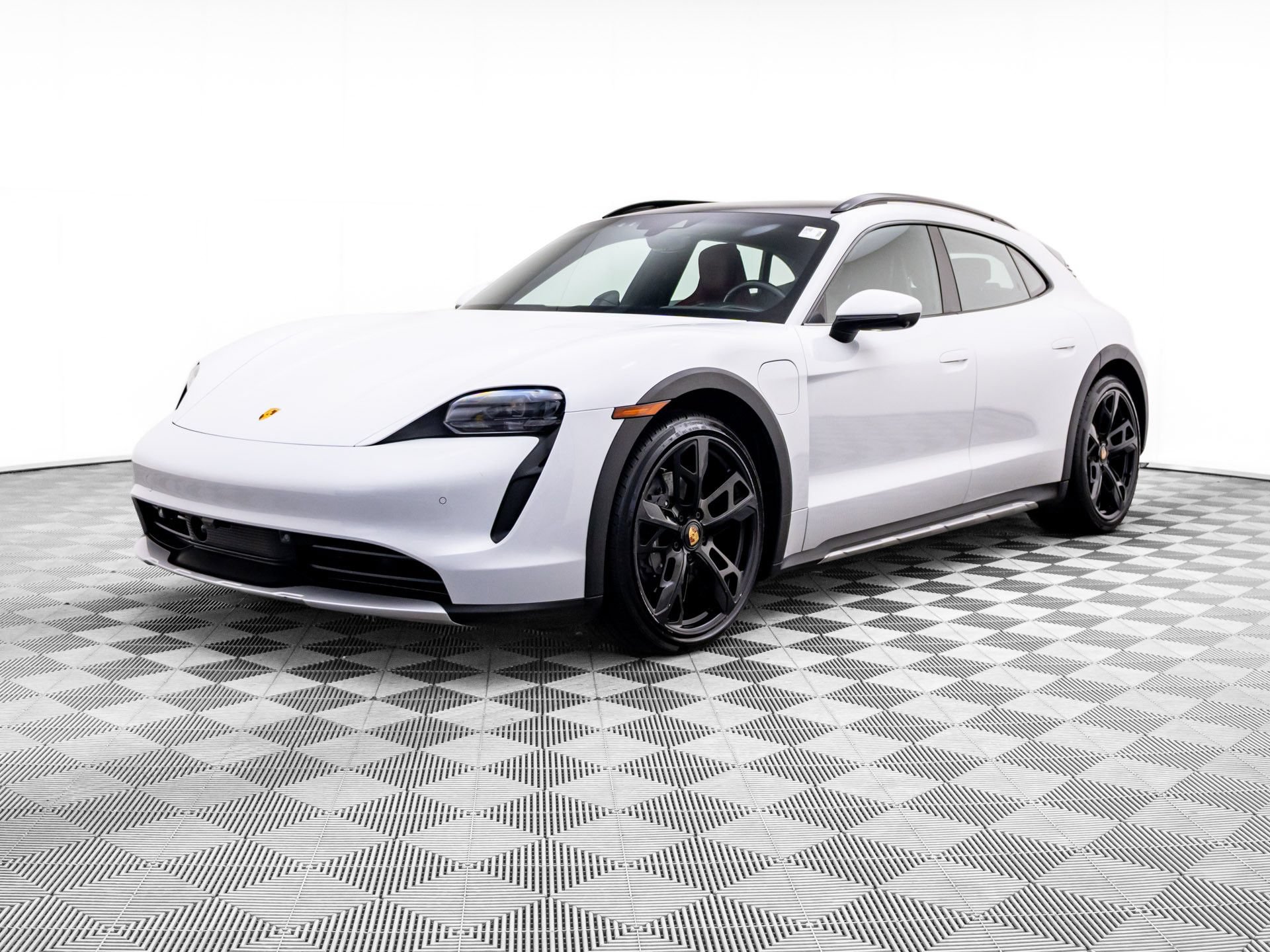 Certified 2023 Porsche Taycan 4 Cross Turismo AWD/4WD 360° Tour