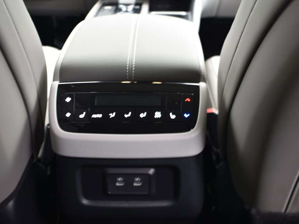 New 2026 INFINITI QX60 Luxe w/ Cargo Package image 19