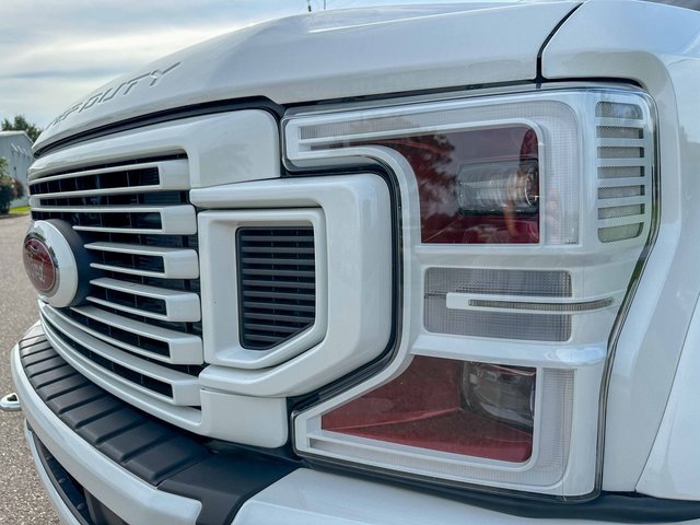 Used 2022 Ford F450 Platinum w/ FX4 Off-Road Package image 16