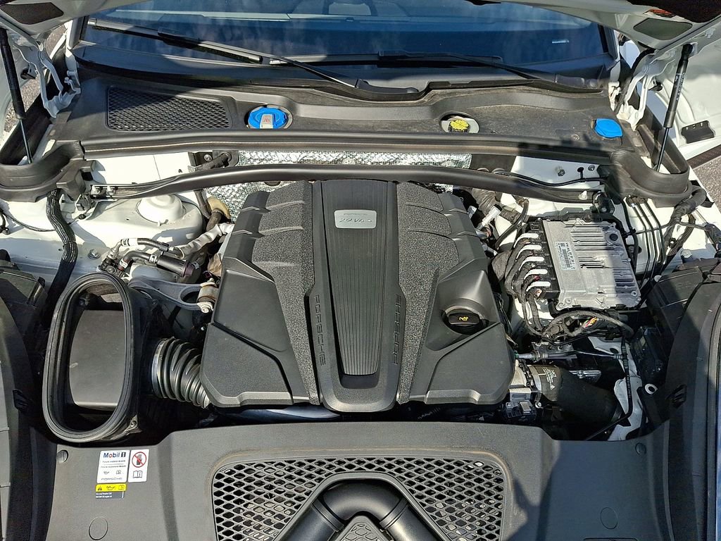 Used 2023 Porsche Macan S image 28
