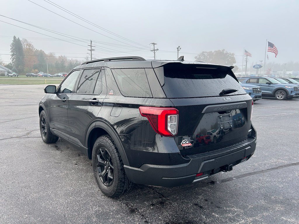 Used 2023 Ford Explorer Timberline w/ Timberline Technology Package AWD/4WD image 3
