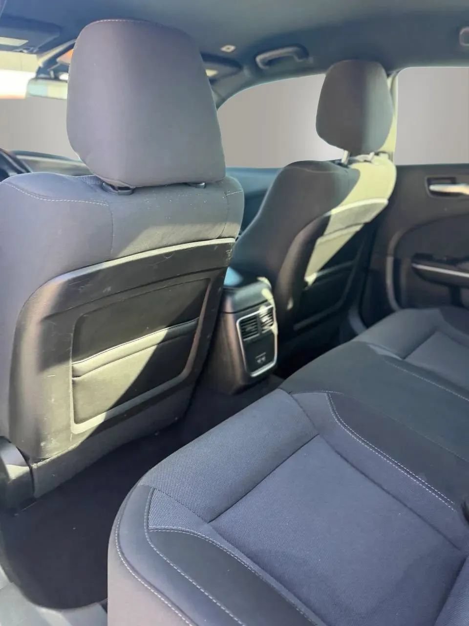 Used 2019 Dodge Charger SXT RWD image 17