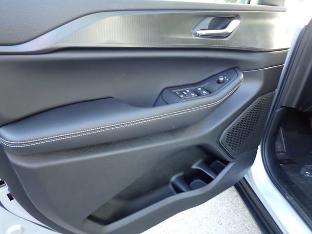 New 2025 Jeep Grand Cherokee Laredo X image 17