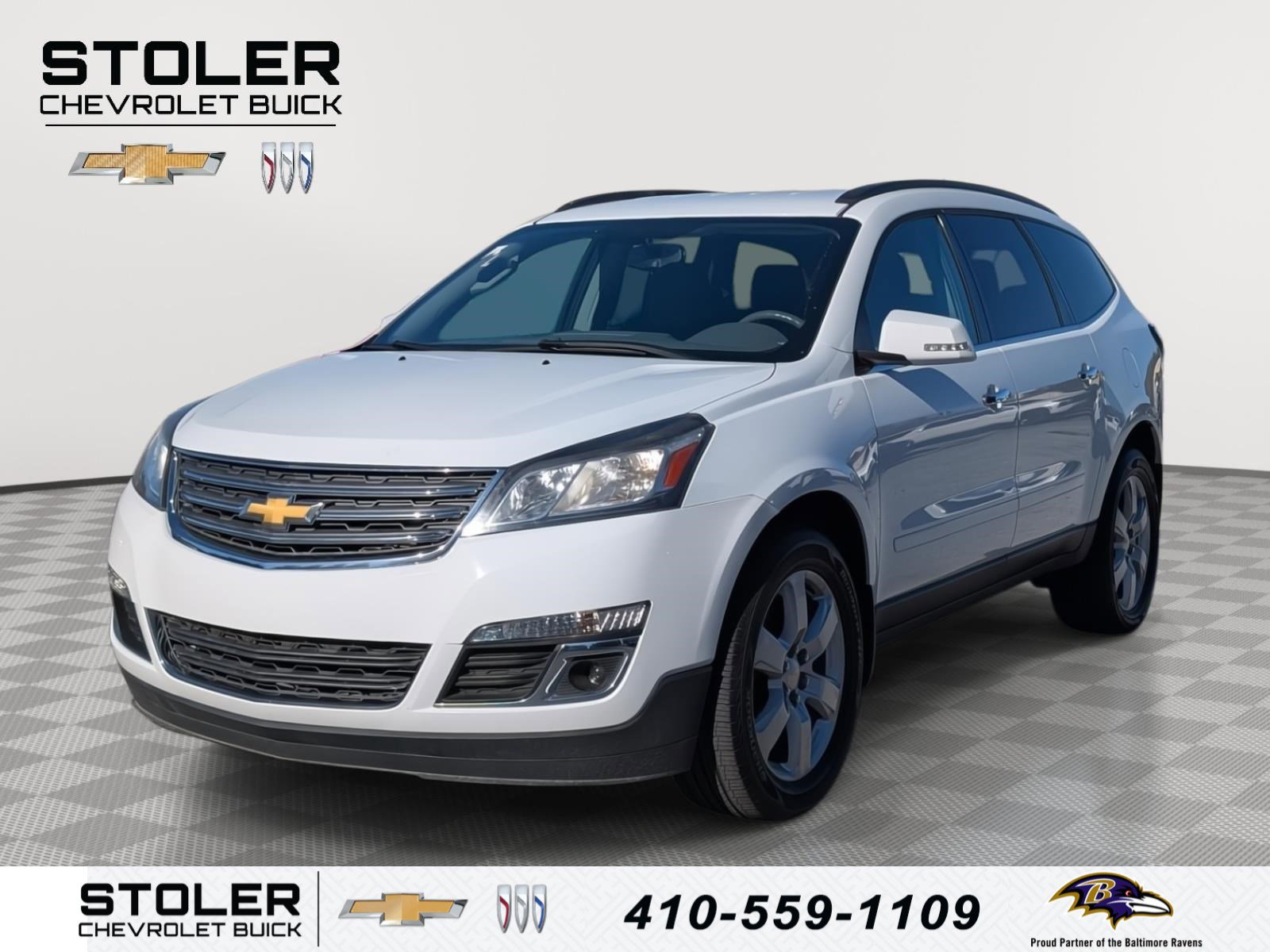 Used 2017 Chevrolet Traverse LT w/ Style and Technology Package image 1