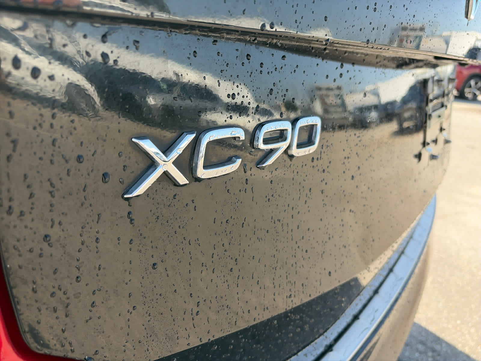 Used 2017 Volvo XC90 T6 Momentum w/ Vision Package AWD/4WD image 5