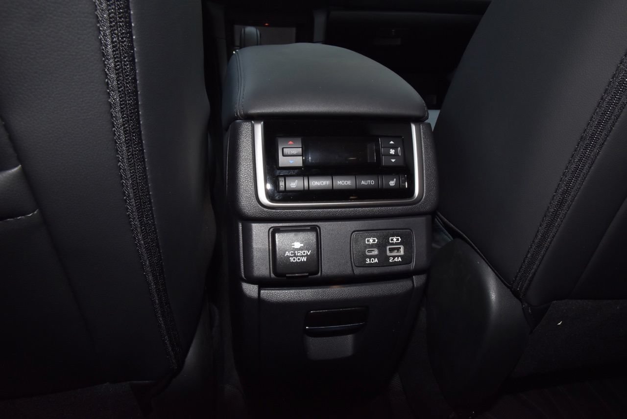 Used 2025 Subaru Ascent Bronze Edition AWD/4WD image 20