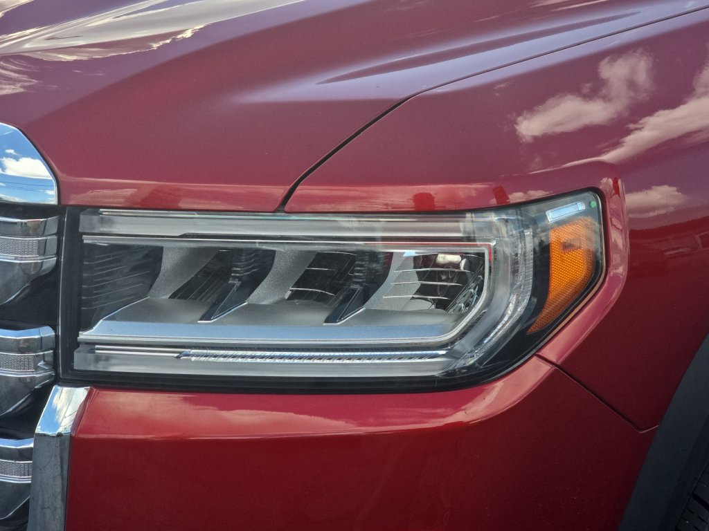 Certified 2023 GMC Acadia SLE w/ Driver Convenience Package FWD image 32