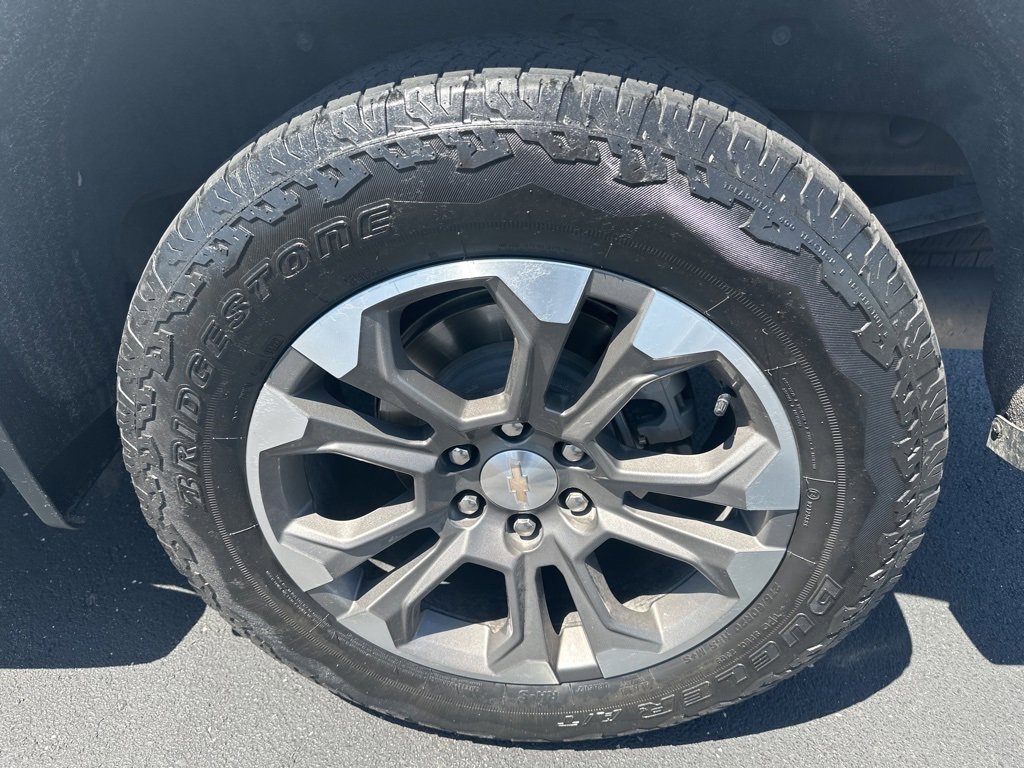 Used 2023 Chevrolet Silverado 1500 High Country w/ Technology Package image 15