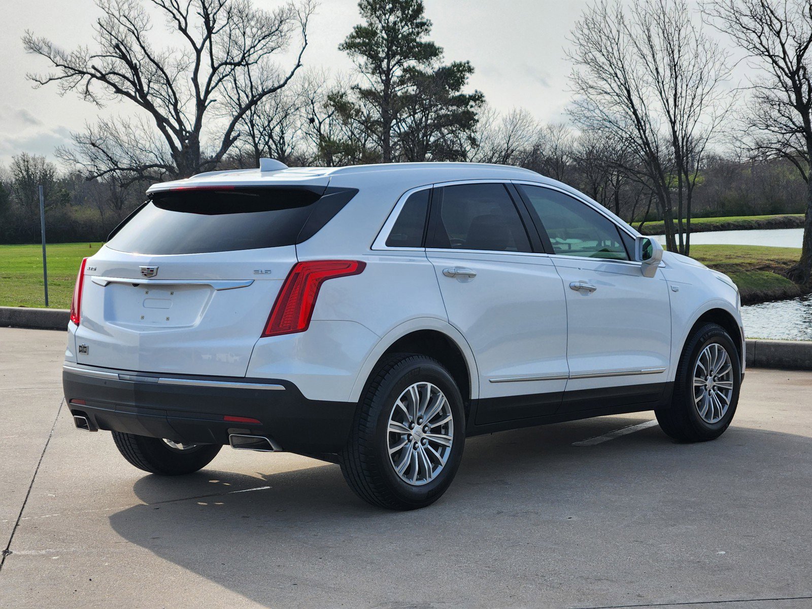 Used 2019 Cadillac XT5 Luxury FWD image 5