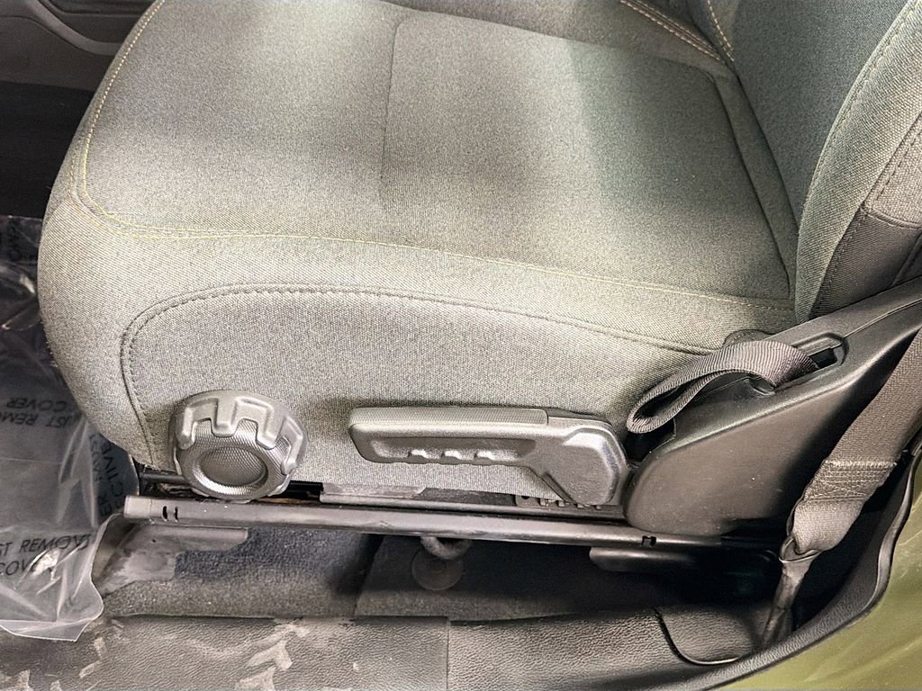 Used 2024 Jeep Wrangler Unlimited Sahara w/ Technology Group image 18