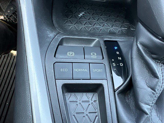 Used 2021 Toyota RAV4 XLE FWD image 26