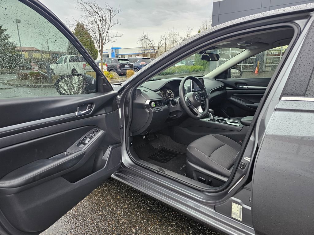 Used 2022 Nissan Altima 2.5 SV image 15