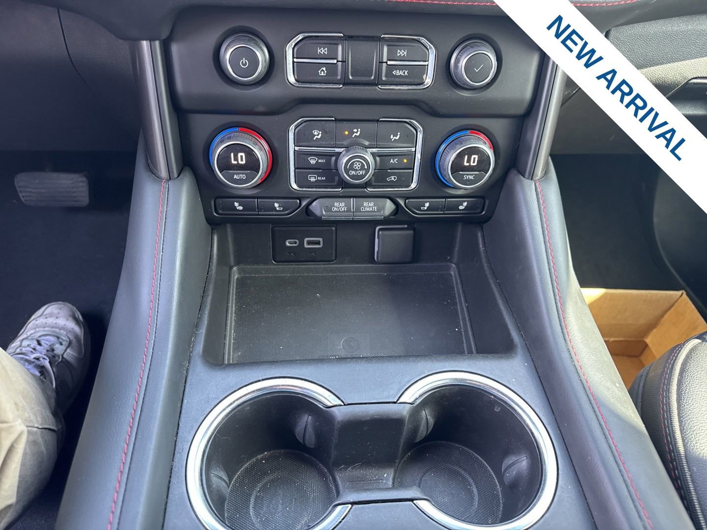 Used 2022 Chevrolet Tahoe RST w/ Luxury Package image 26