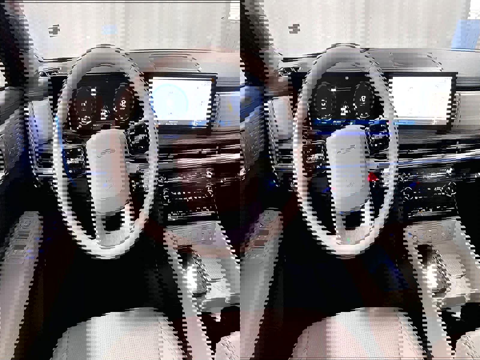 Used 2024 Hyundai Santa Fe Calligraphy image 18