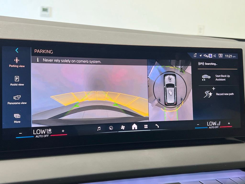 Certified 2025 BMW X3 xDrive30i AWD/4WD image 14