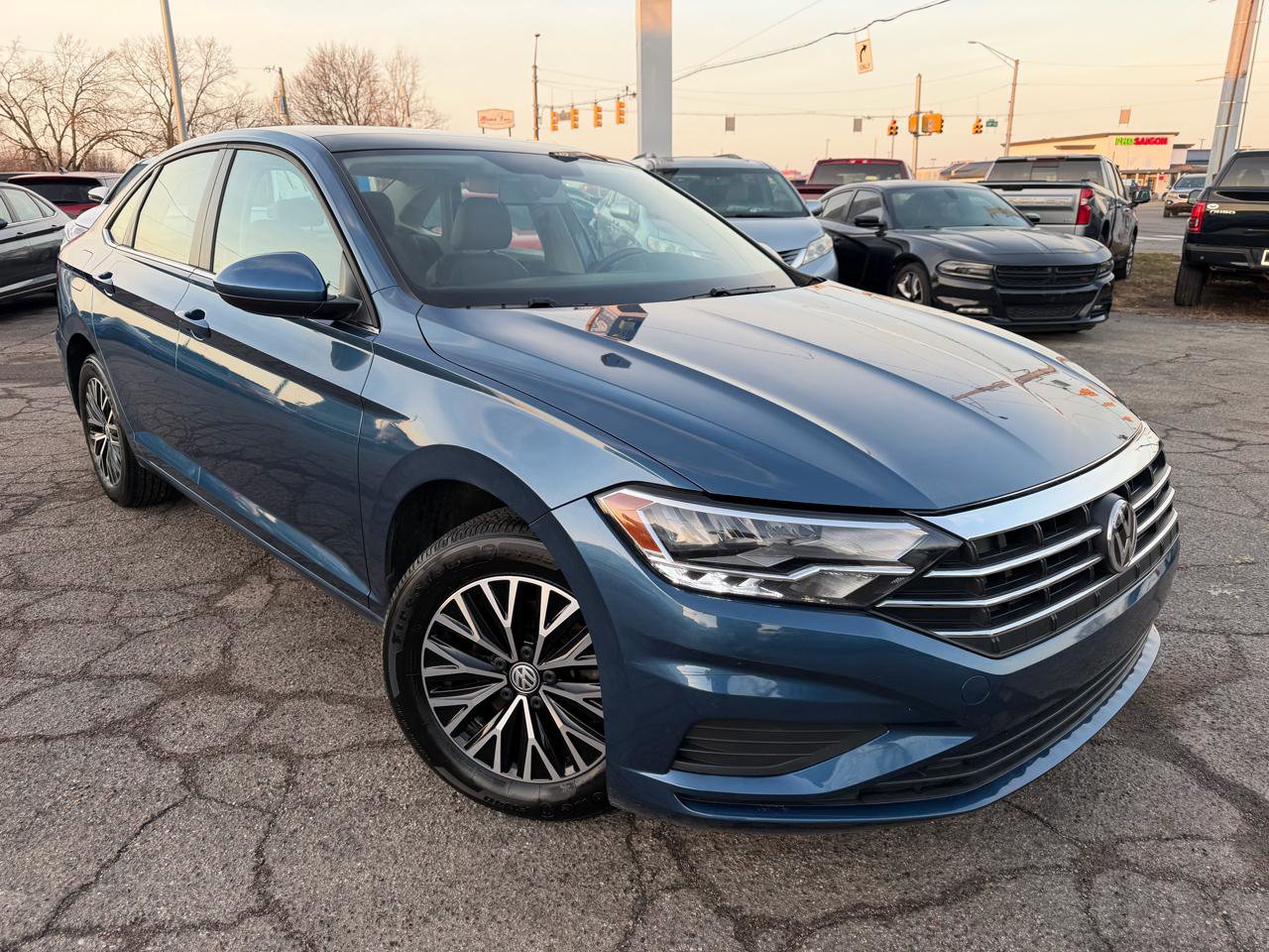 Used 2020 Volkswagen Jetta SE FWD image 36