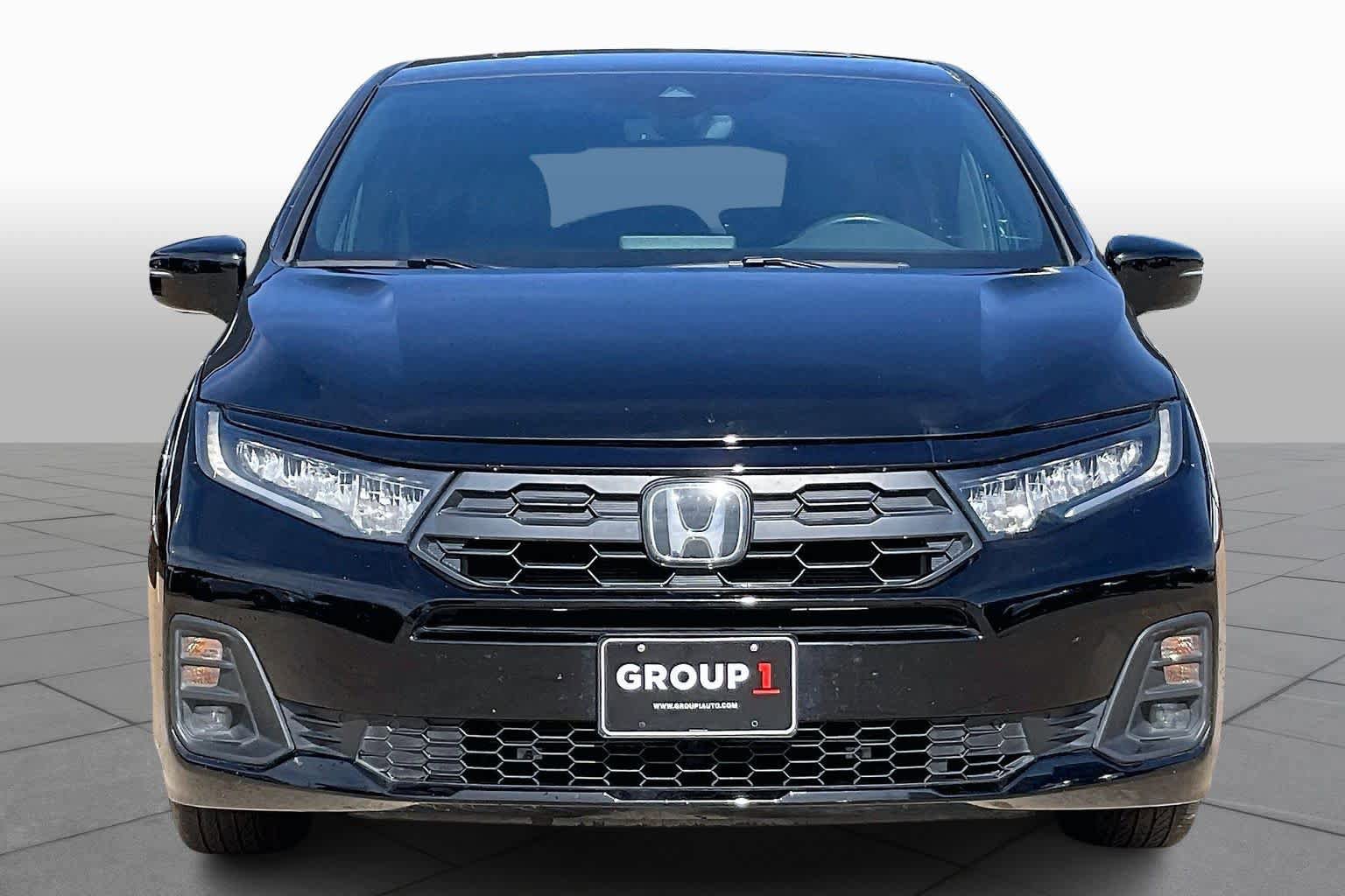 Used 2025 Honda Odyssey Sport-L image 3