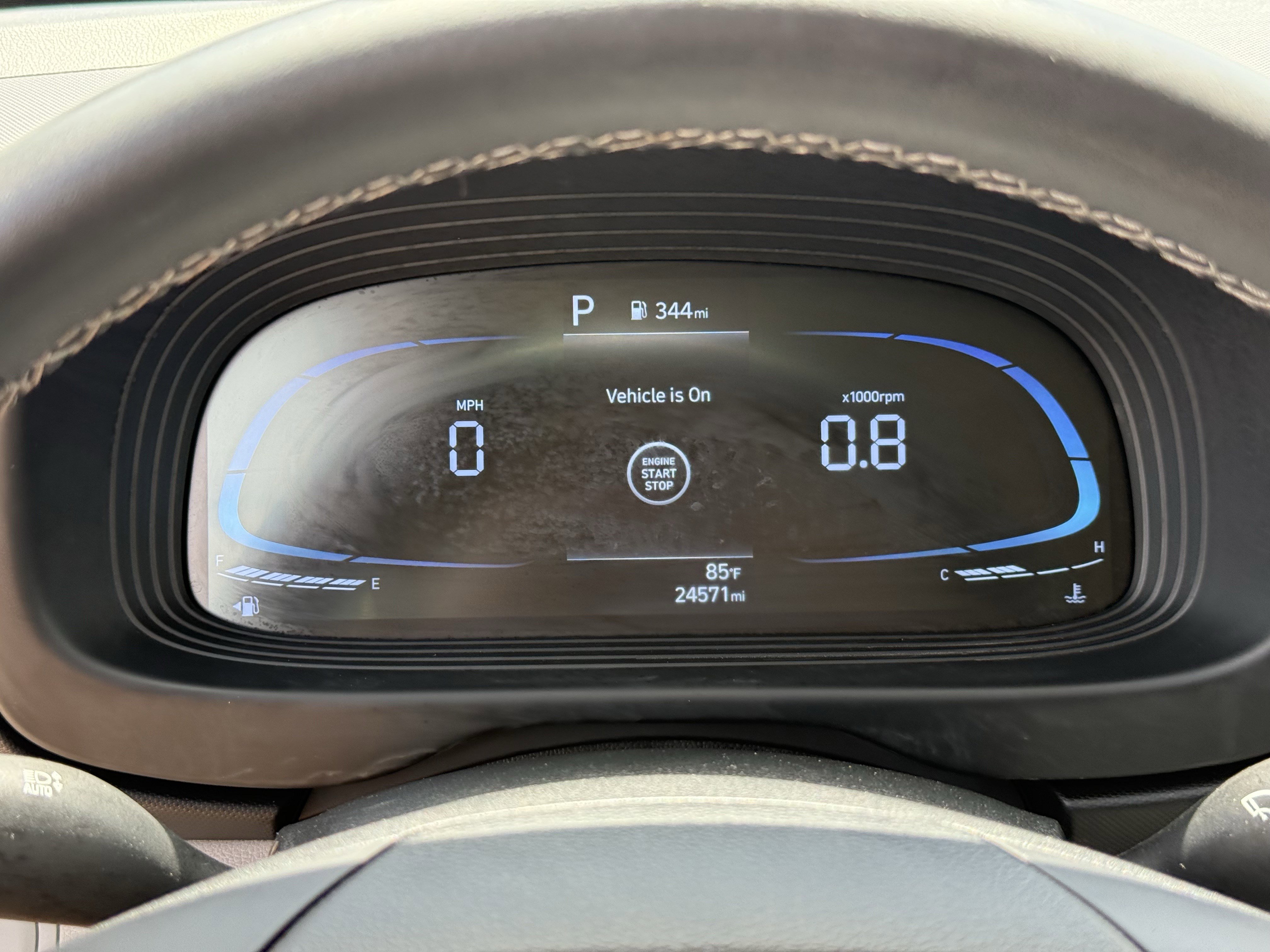 Used 2025 Hyundai Venue SEL FWD image 19