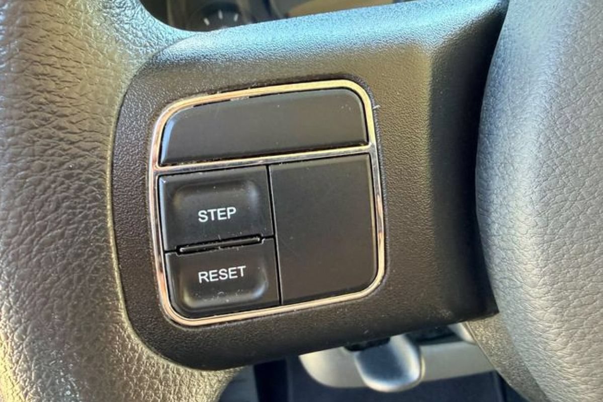 Used 2015 Jeep Patriot Sport AWD/4WD image 25