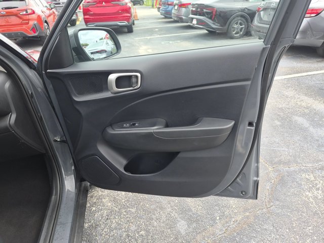 Used 2026 Hyundai Venue SEL FWD image 32
